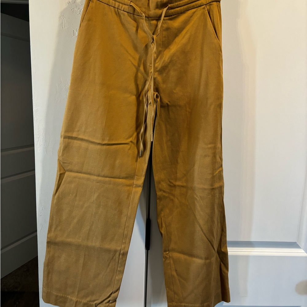 Liverpool Women's Drawstring Chinos in Camel/Tan